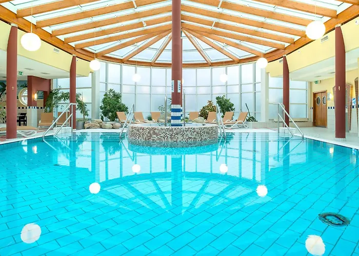 Suedstrand ,meerblick,schwimmbadnutzung Inklusive, Hauseigene Sauna * Goehren (Ruegen)